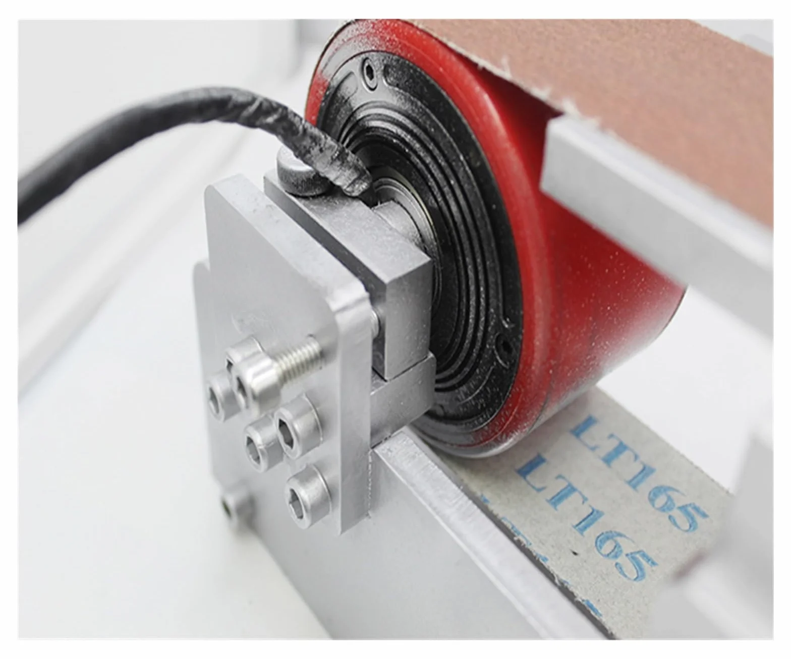 Lijadora de banda de velocidad ajustable Pulidora de alta velocidad de refrigeración por agua, pulidora, Motor sin escobillas de 600W, máquina lijadora de banda de molienda de agua de 915x50mm para tr